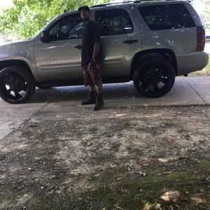 Meet your Posher, Riley